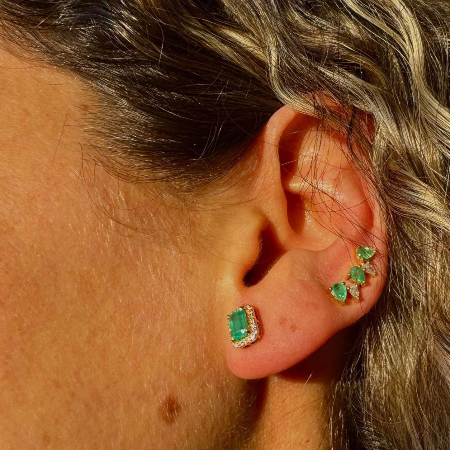 Aros Oro 14k Esmeraldas y Diamantes
