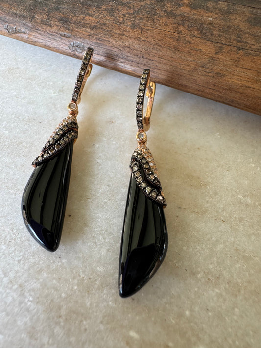 Aros Oro Rosado 14k Onix y Diamantes