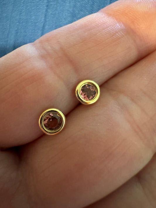 Aros de Oro Amarillo 14k con Turmalina Rosada