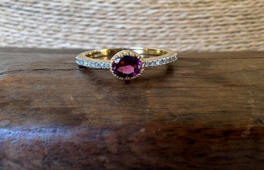 Oro Amarillo 10k Rhodolite y Brillantes