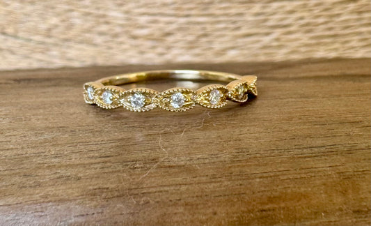 Anillo Medio Cintillo Oro Amarillo 10k