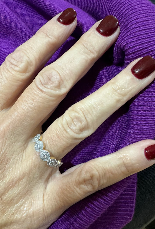 Anillo Oro Amarillo con Detalles en Rodio Blanco