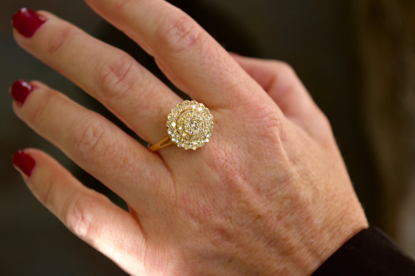 Anillo de Oro 18k Diseño Floral