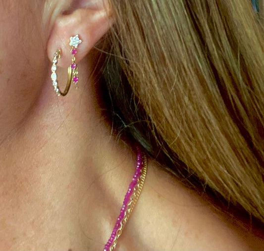 Aros oro amarillo14k Diamantes y rubí