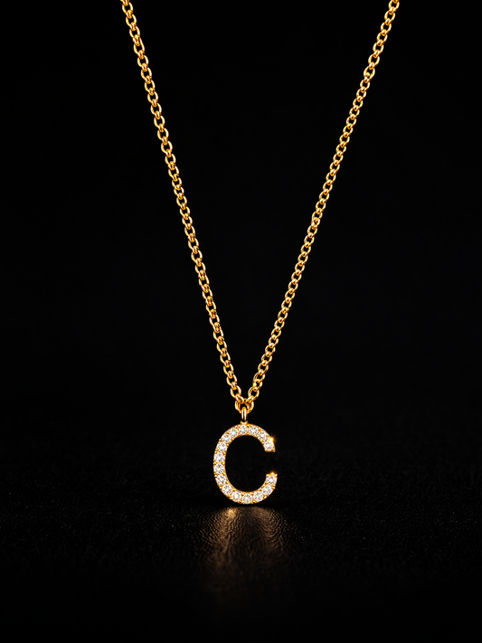 Collar inicial letra C en Oro Amarillo 14k y brillantes