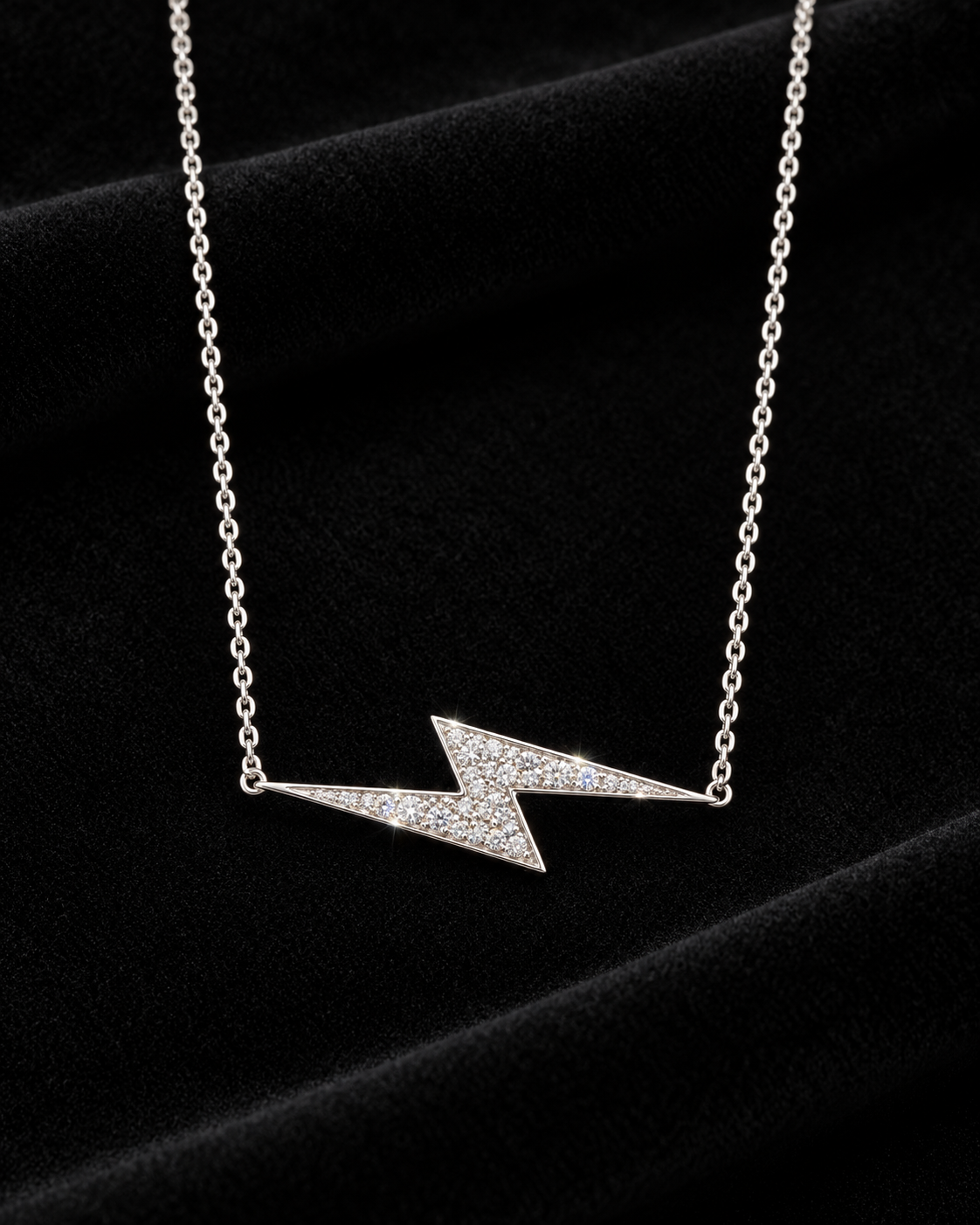 Collar de Oro Blanco 14k y rayo de brillantes