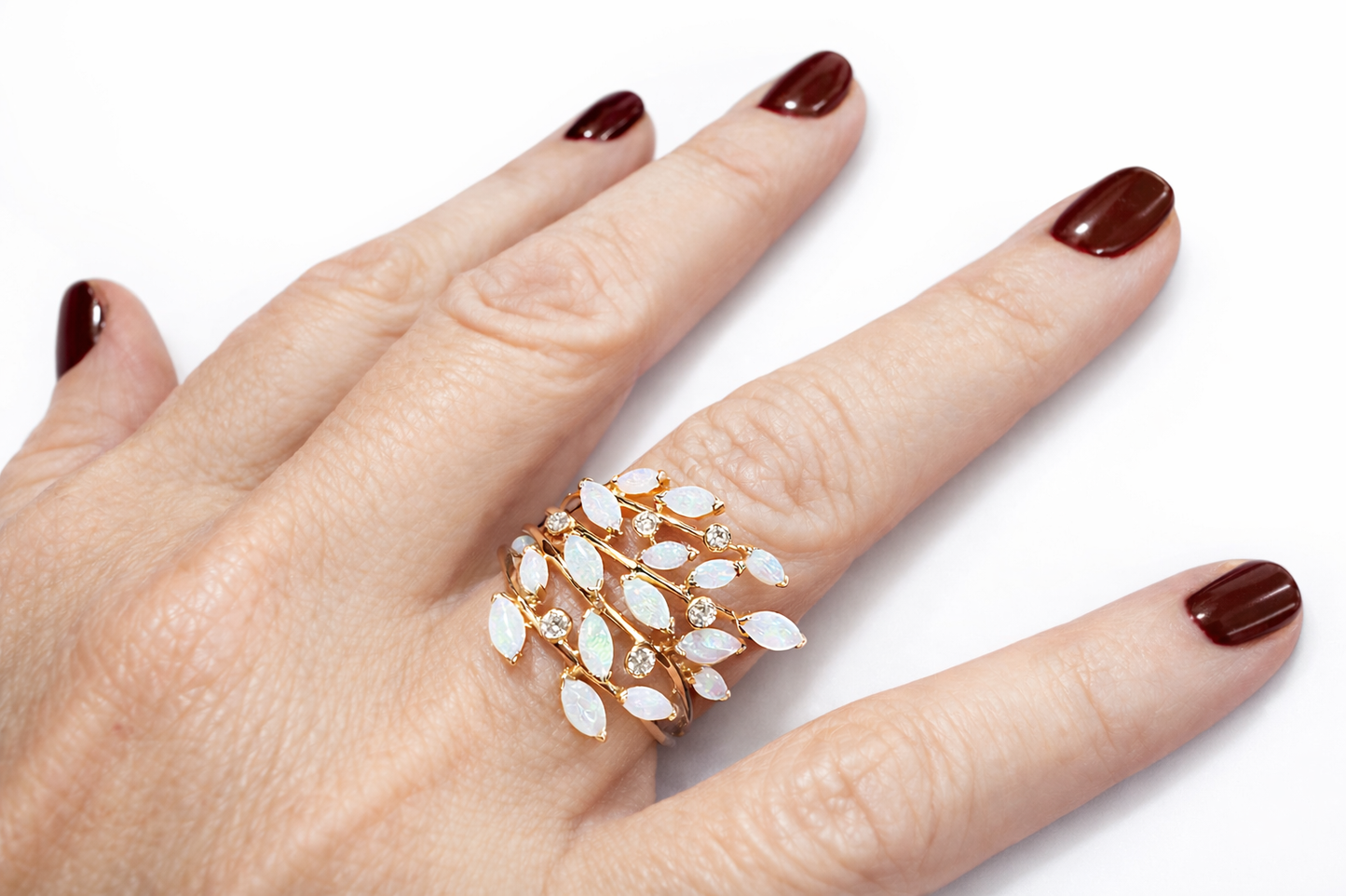 Anillo en Oro Amarillo 14k con Ópalos Naturales