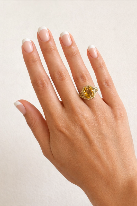 Anillo de Citrino en Oro Amarillo