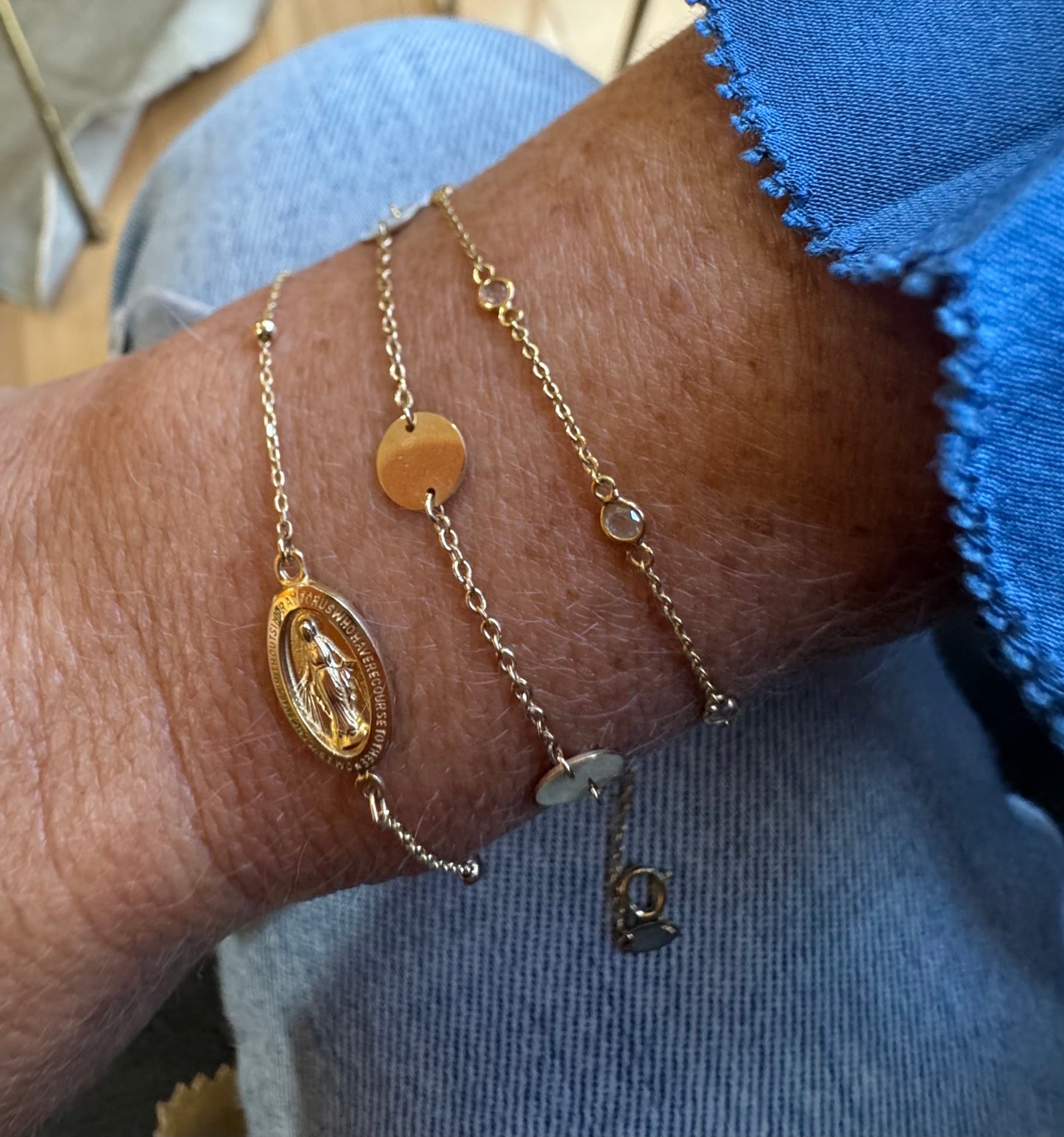 Pulsera en Oro Amarillo 14k con círculos