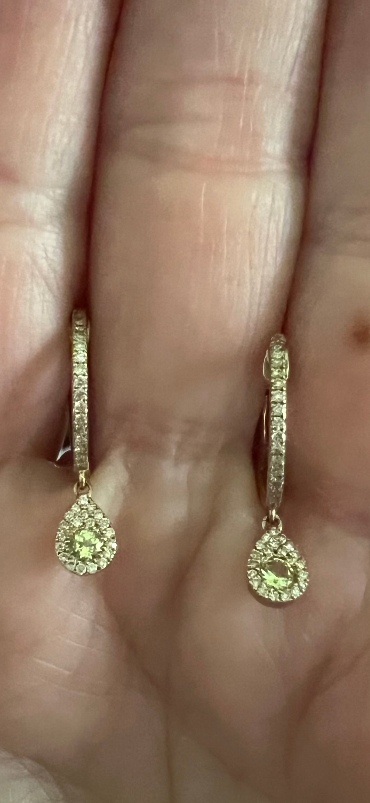 Aros Tipo Huggie en Oro Amarillo 10k