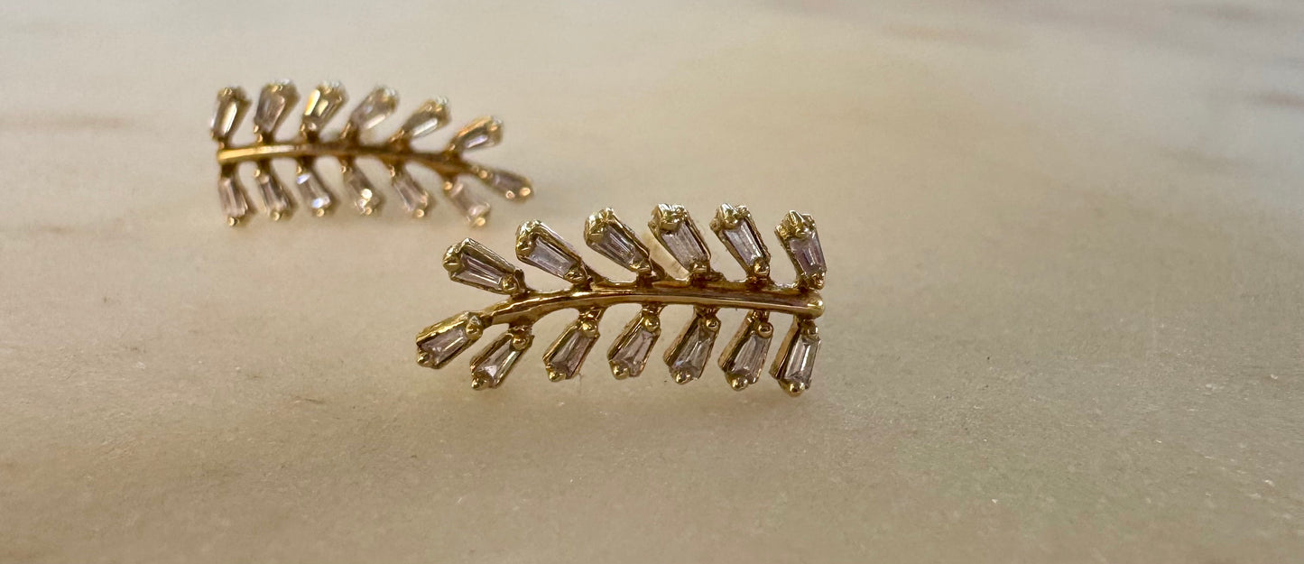 Aros de Oro Amarillo 14k Diseño Hojas